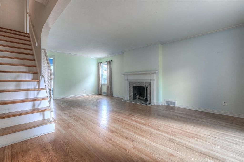 436 E 80th Street — photo 3