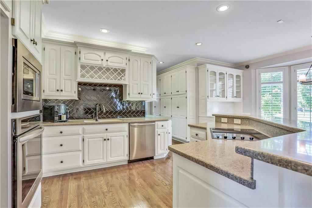11414 W 177th Terrace — photo 9