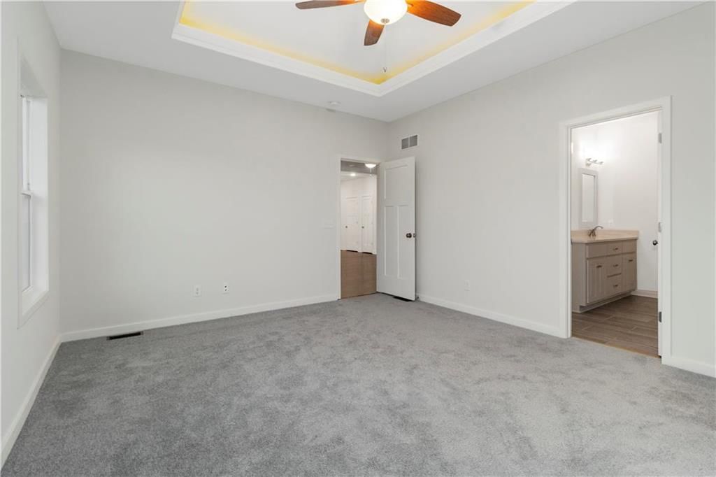 10009 N Oakland Avenue — photo 13