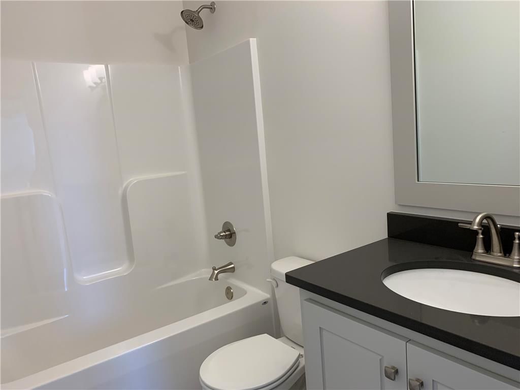 10009 N Oakland Avenue — photo 16