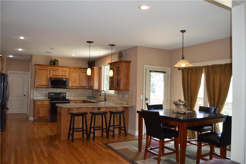 21004 W 60 Terrace — photo 5