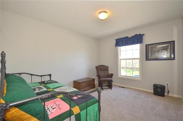 10008 N Highland Place — photo 18
