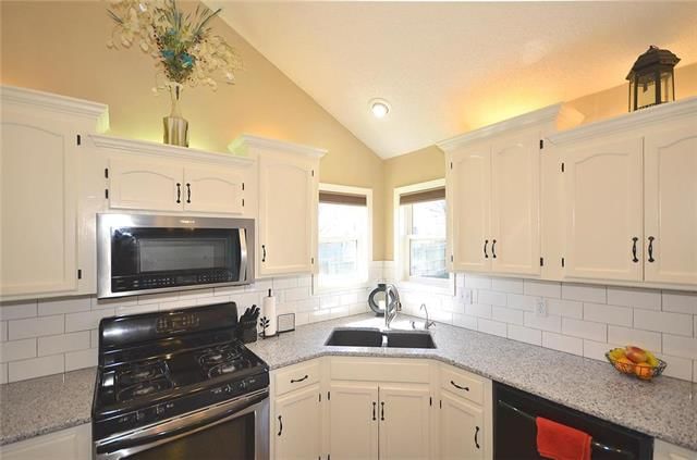 10008 N Highland Place — photo 8