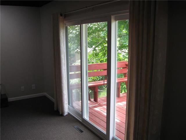 7928 Hedges Avenue — photo 3