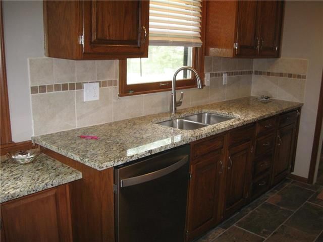 7928 Hedges Avenue — photo 7