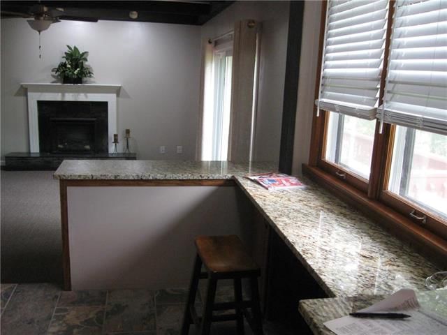 7928 Hedges Avenue — photo 9