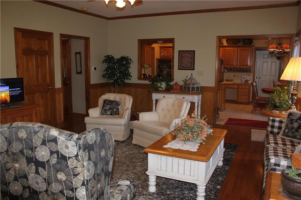2111 NE Waterfield Drive — photo 24