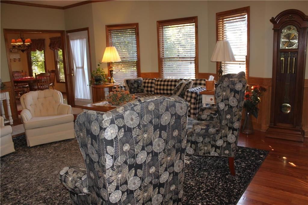 2111 NE Waterfield Drive — photo 25