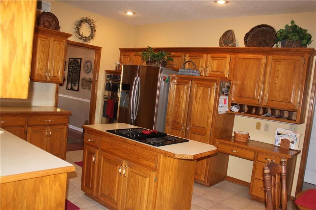 2111 NE Waterfield Drive — photo 28