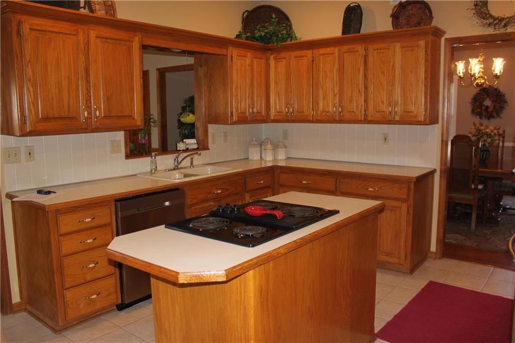 2111 NE Waterfield Drive — photo 29