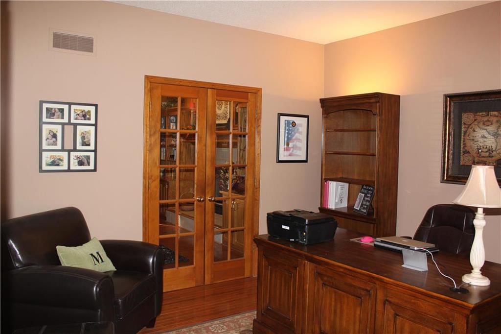 2111 NE Waterfield Drive — photo 35