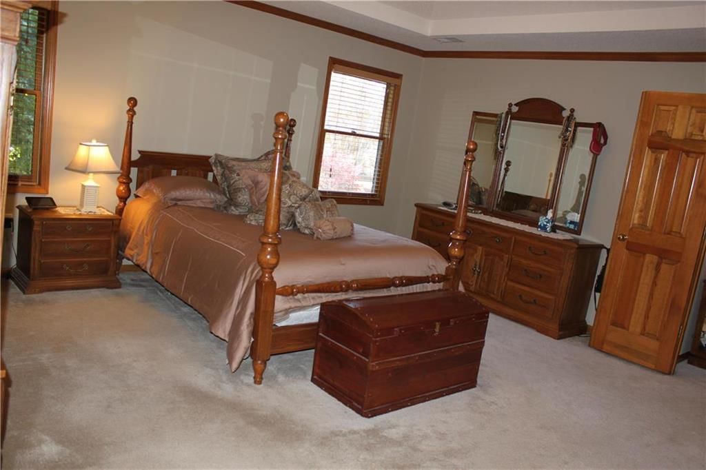2111 NE Waterfield Drive — photo 37