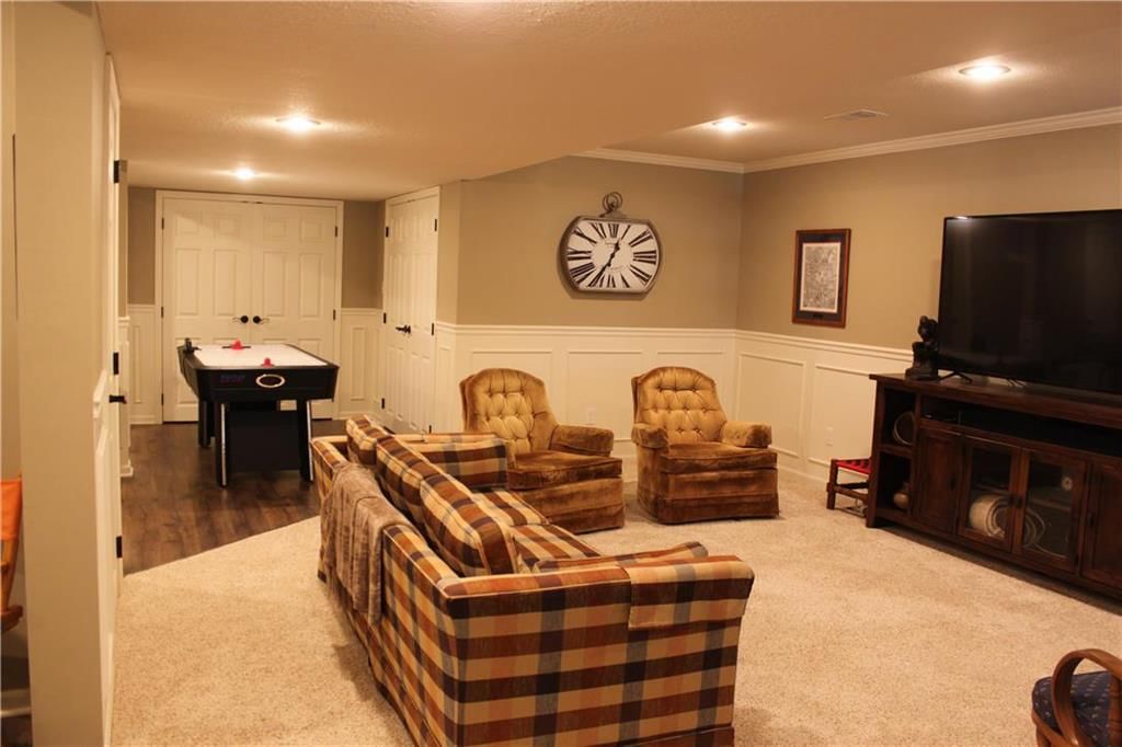 2111 NE Waterfield Drive — photo 63