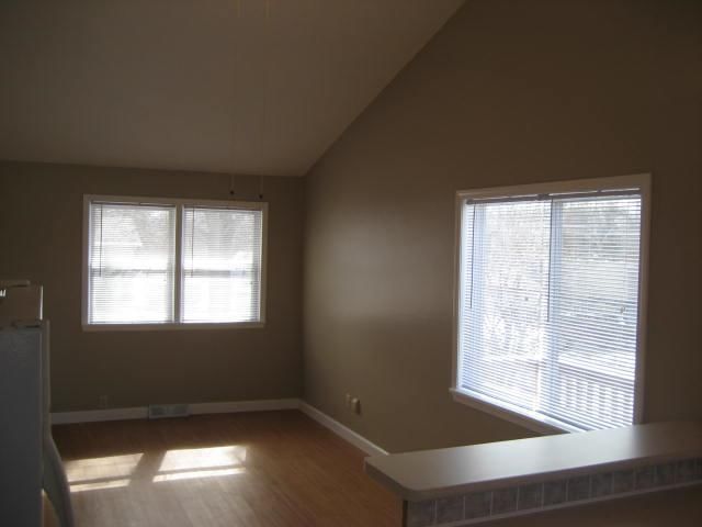 201 Melody Lane — photo 15