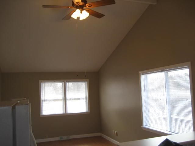 201 Melody Lane — photo 16