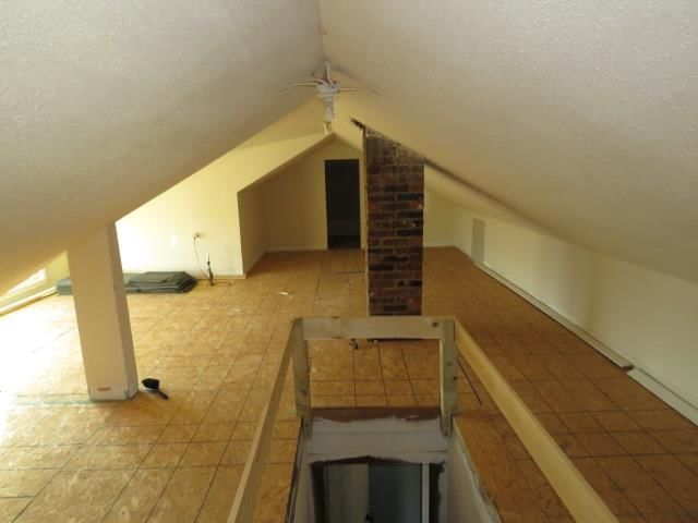 12112 Kaw Drive — photo 34