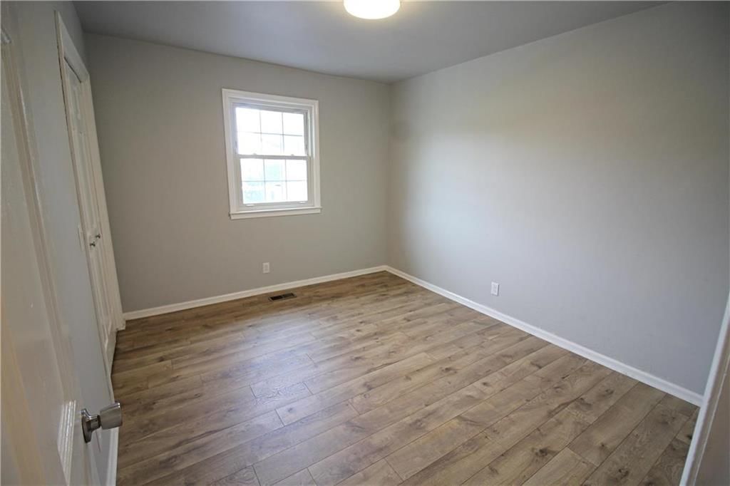 12811 Lakeland Drive — photo 10