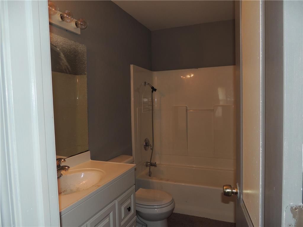 802 Holly Street — photo 12