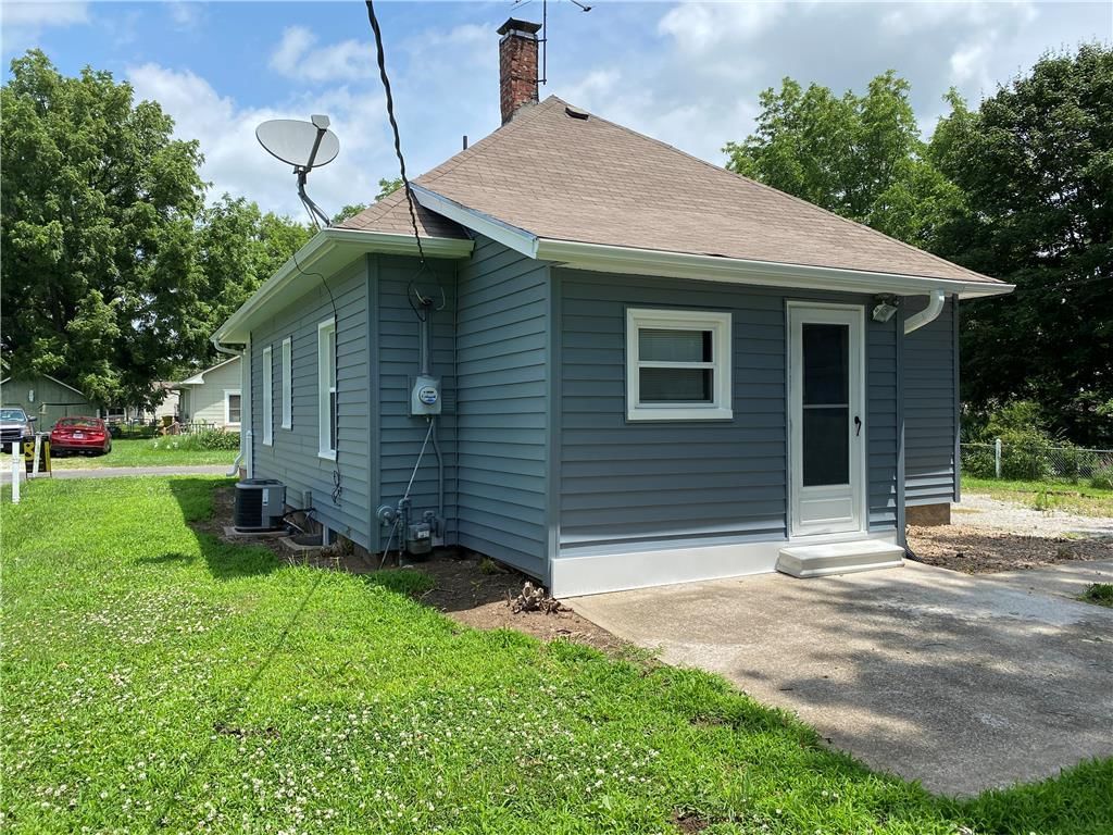 2211 Garfield Street — photo 17