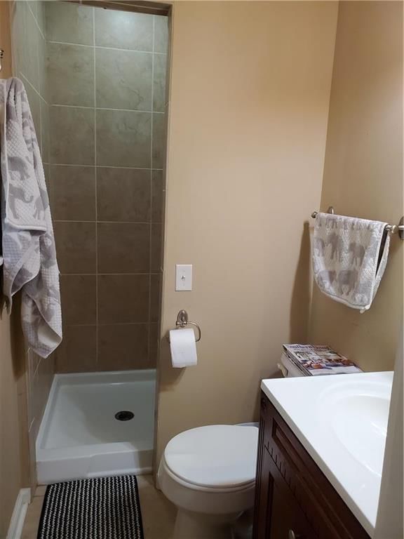 7922 N Elizabeth Avenue — photo 10