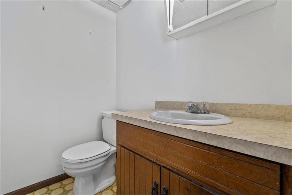 2409 S 17th Terrace — photo 22