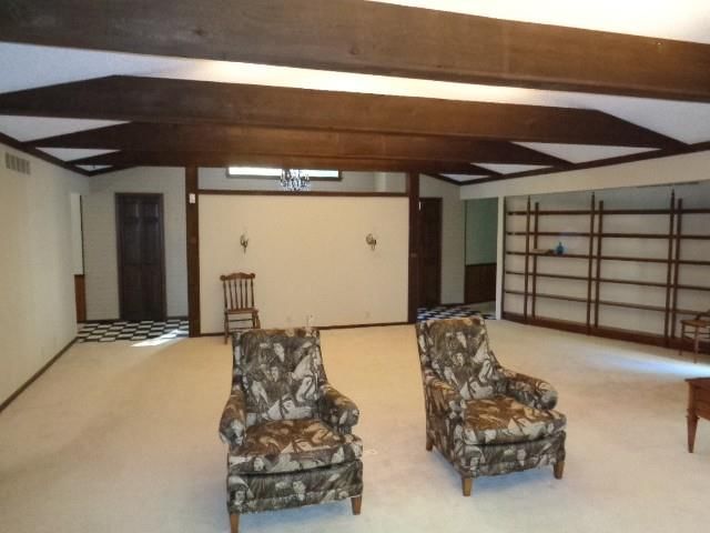 820 W Pitcher — photo 3