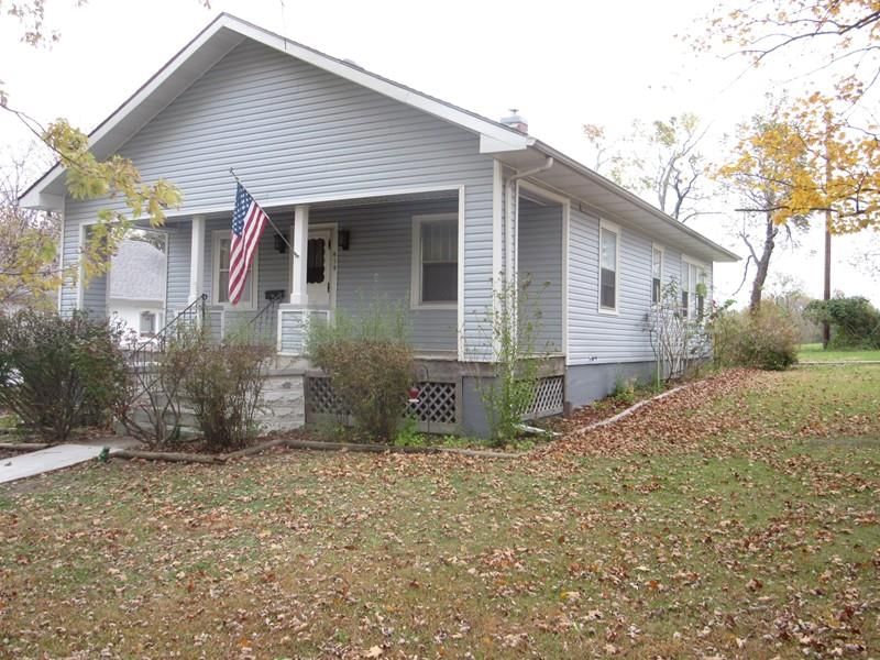 415 Arthur St. — photo 17