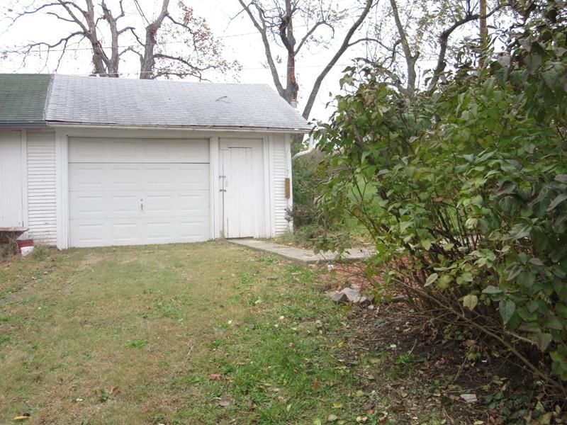 415 Arthur St. — photo 18
