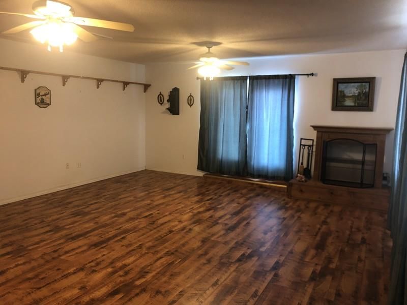 580 NE 4th Lane — photo 13