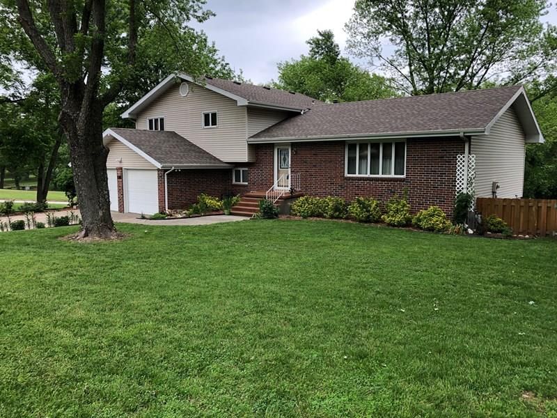 1201 S Spring — photo 2