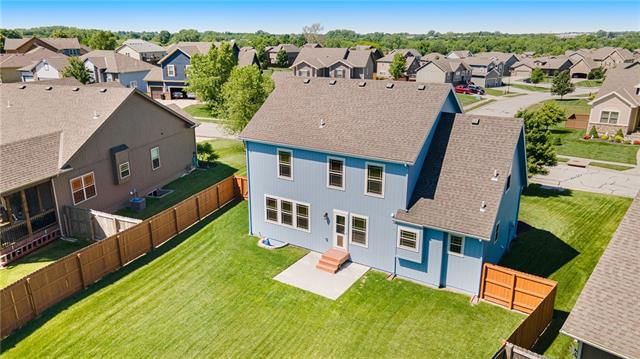 3245 N 123rd Terrace — photo 35