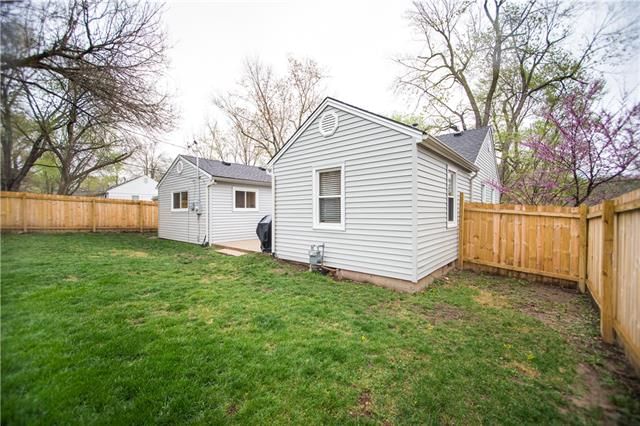 6932 Horton Street — photo 33