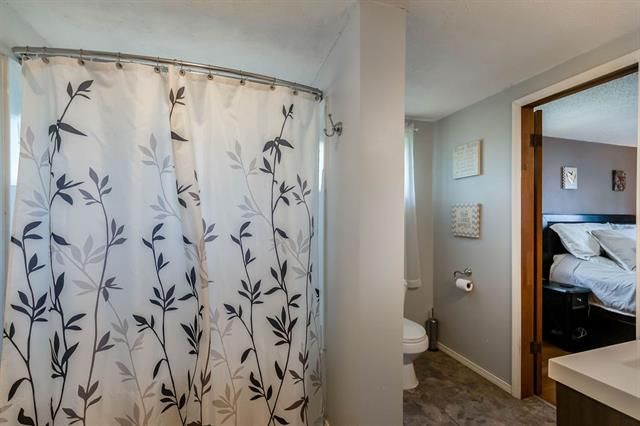 6725 NE Cotter Avenue — photo 17