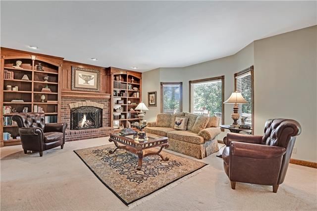 1221 NE Edgehill Street — photo 25