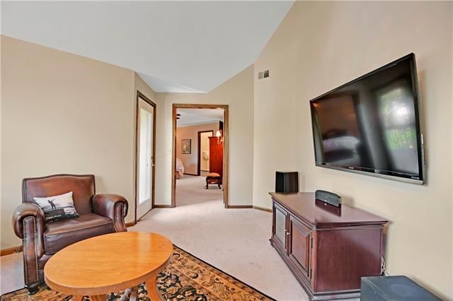 1221 NE Edgehill Street — photo 41