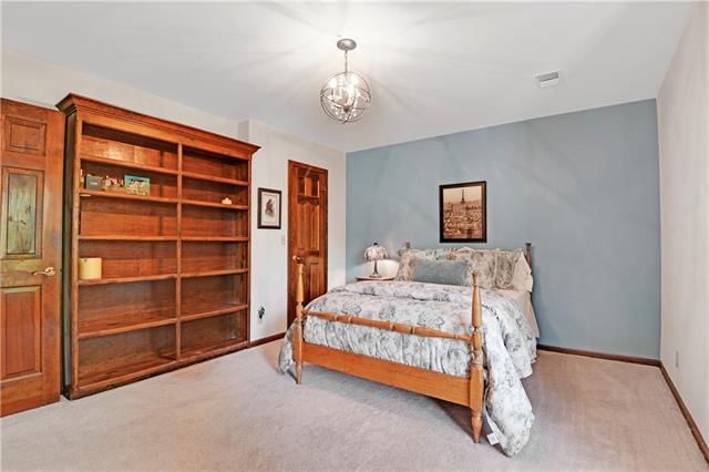 1221 NE Edgehill Street — photo 49
