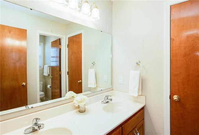 3513 Eagle Pass Court — photo 36