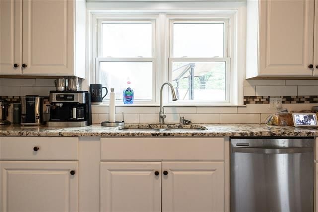 4412 VERMONT Avenue — photo 13