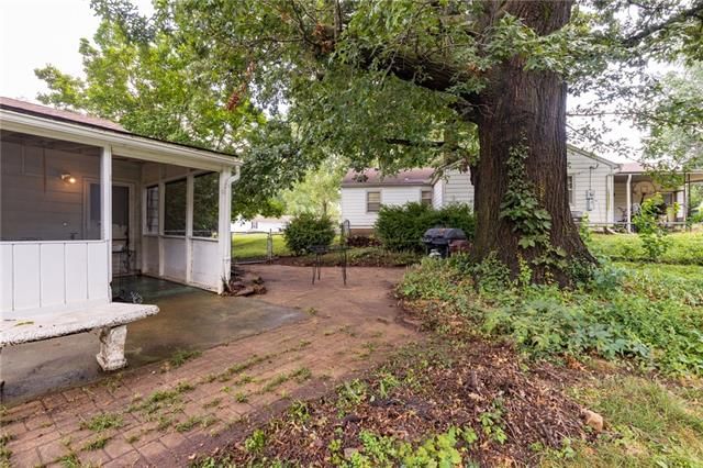 4412 VERMONT Avenue — photo 31