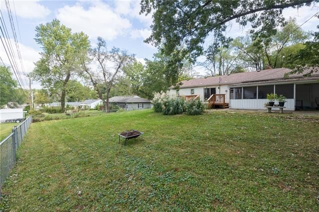 4412 VERMONT Avenue — photo 35
