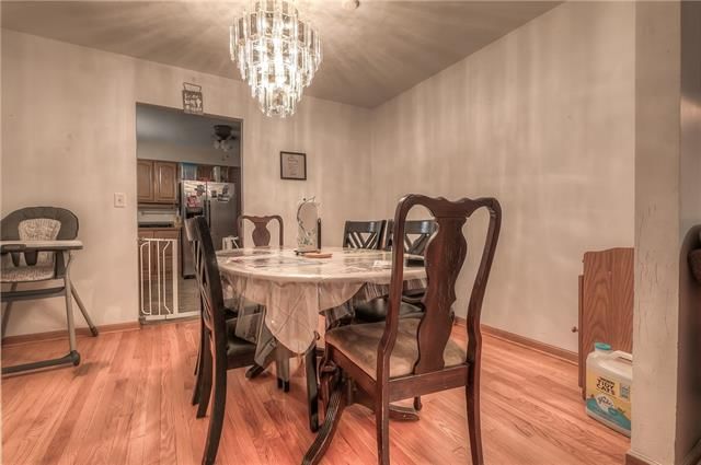 3020 E 75th Street — photo 10