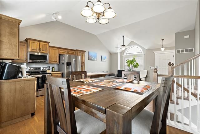 11415 N WINCHESTER Avenue — photo 11