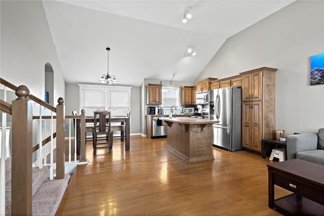 11415 N WINCHESTER Avenue — photo 7