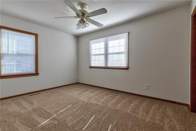 601 W 86th Street — photo 14