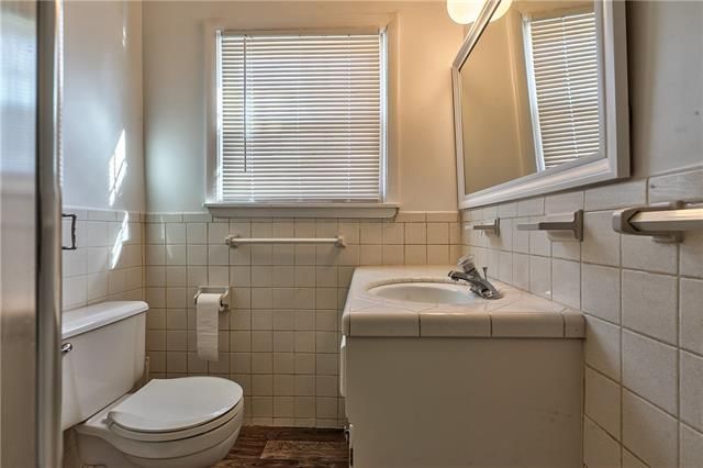 601 W 86th Street — photo 15