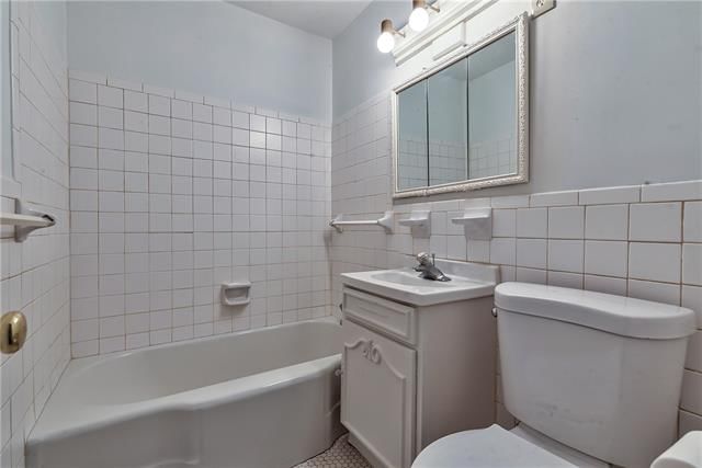601 W 86th Street — photo 17