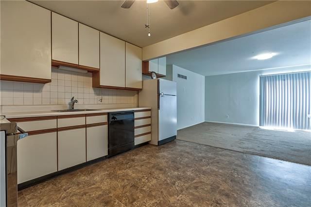 601 W 86th Street — photo 20