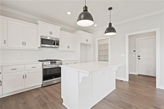 10632 N Jarboe Street — photo 11