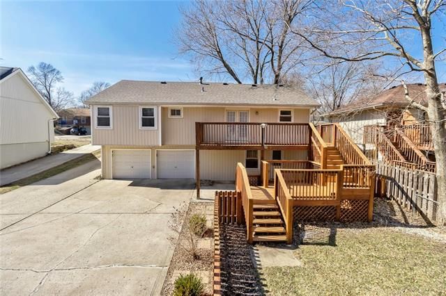 7711 N Stoddard Avenue — photo 5
