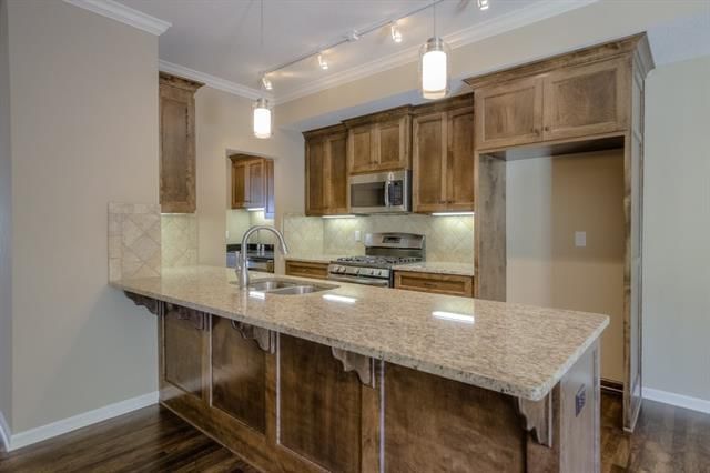 4448 Summit Street — photo 17